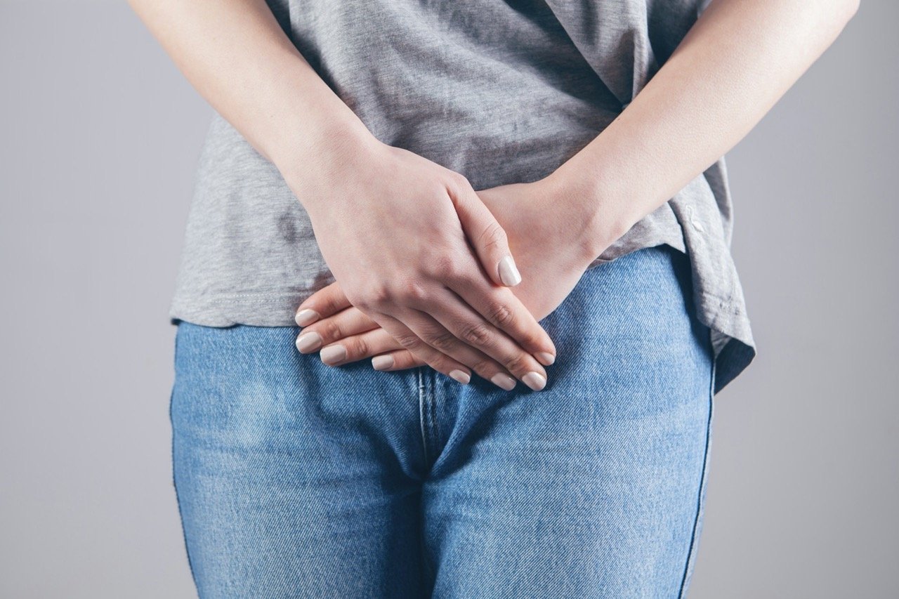 Réflexologie et cycles féminins : quand les pieds parlent aux hormones